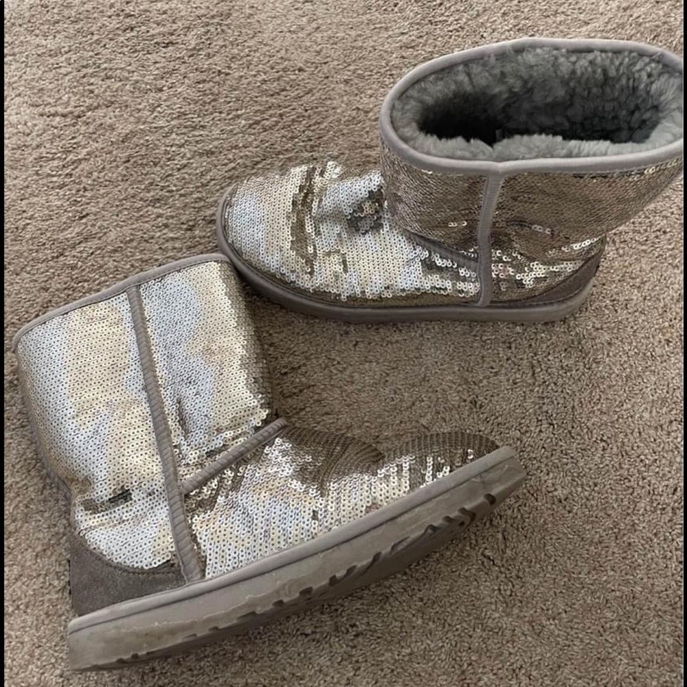 Gold/silver sequin limited edition UGG boots size 9